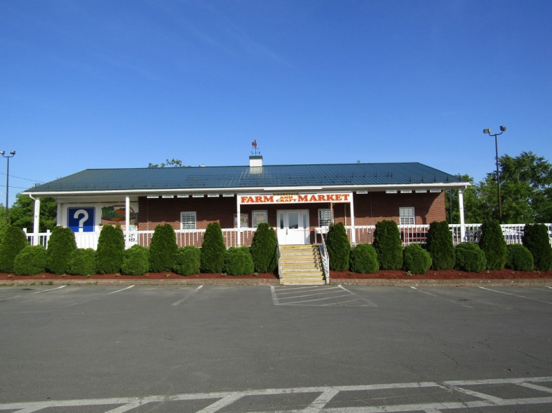 Woodstock Farm and Craft Market Buy Local NB