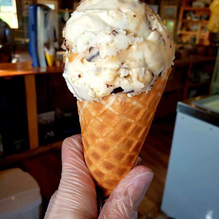 126940662 2746543362259119 5171409437852212715 n 768x768