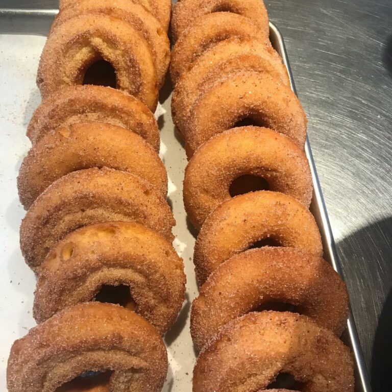 donuts 768x768